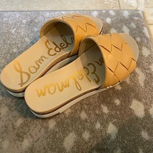 Sam Edelman Adalay Platform Slide - Natural Sand